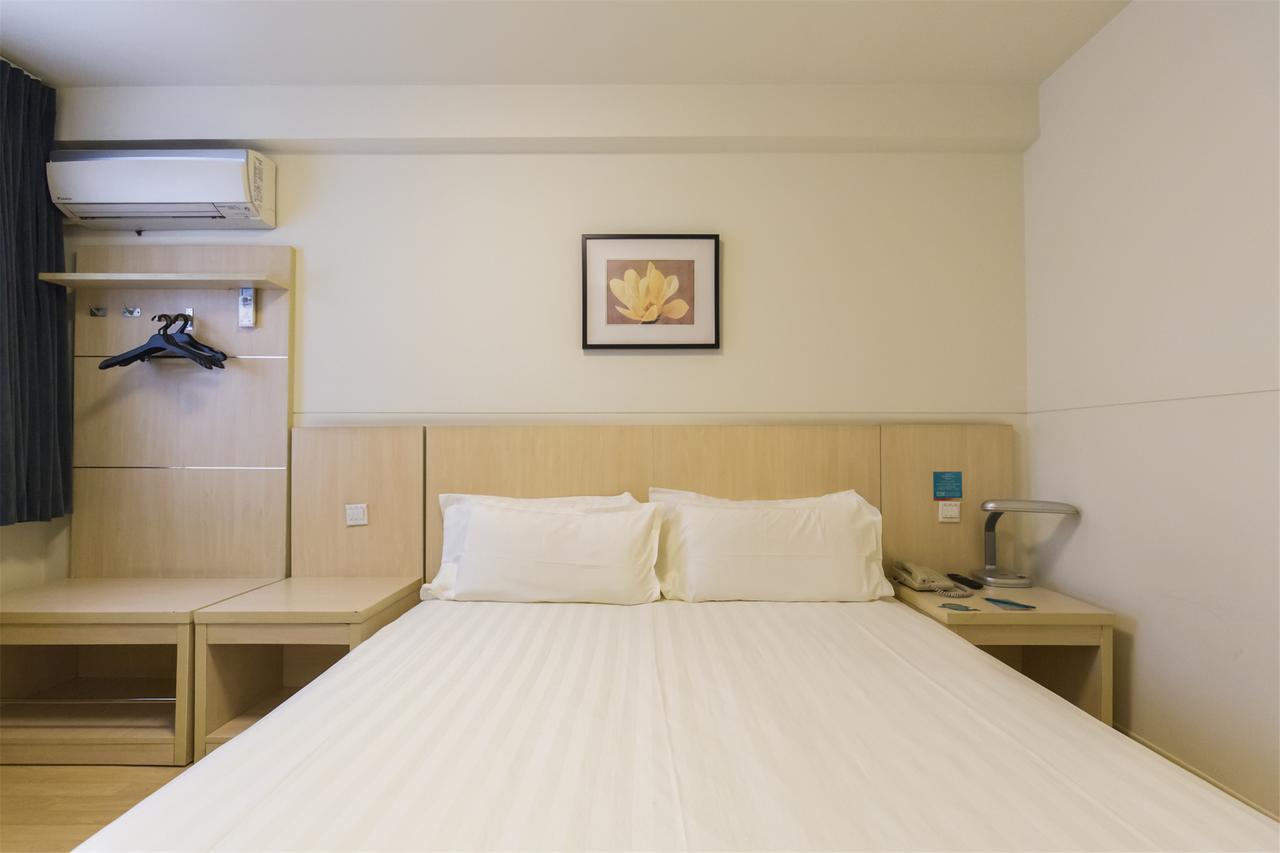 Jinjiang Inn Select Jiaxing Wanda Plaza Bagian luar foto