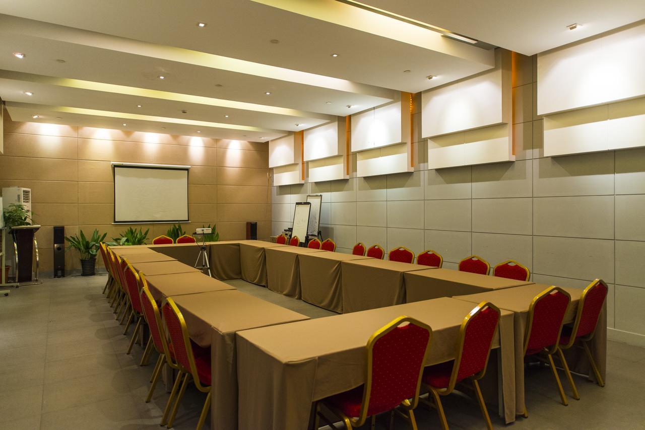 Jinjiang Inn Select Jiaxing Wanda Plaza Bagian luar foto